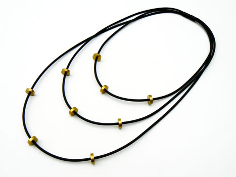 Collier C89